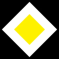 Begin of a priority road.