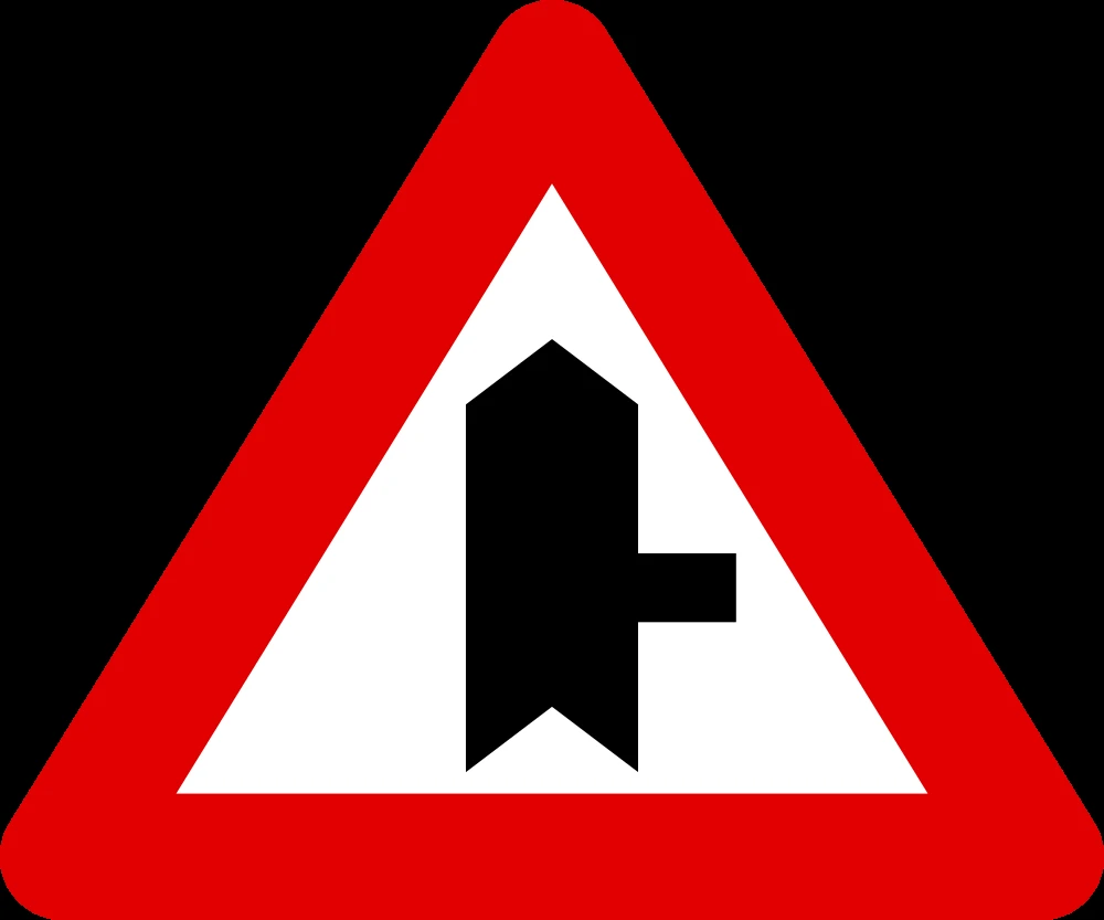 Warning for a crossroad with side road on the right.