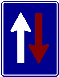 Road narrowing, oncoming drivers have to give way.