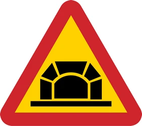 Warning for a tunnel.